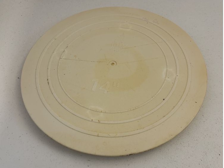 Cake Board Plastic 14"