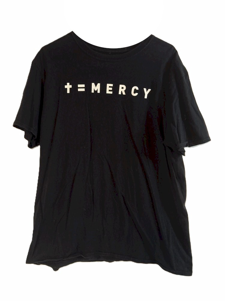 Mercy Culture Men's T-Shirt Size L