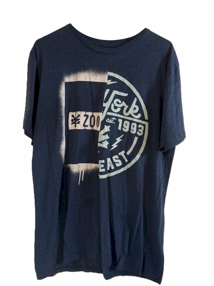 Zoo York Men's T-Shirt Size L