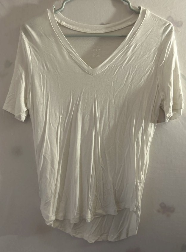 A New Day Women's XS V-Neck T-Shirt