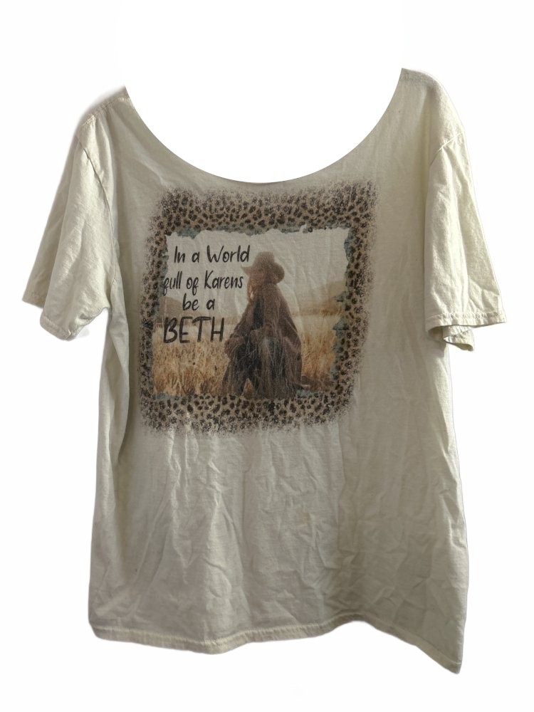 Women's XL Graphic T-Shirt with Leopard Print