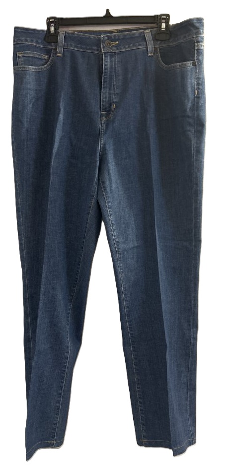 L.L. Bean Men's Classic Fit Jeans Size 16