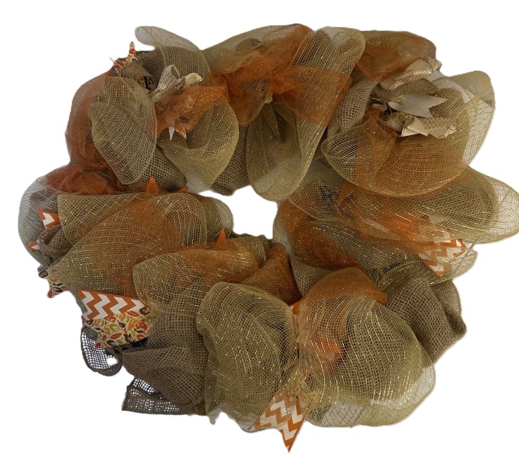 Decorative Mesh Wreath 21"