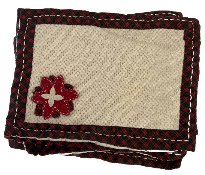 Set of 5 Placemats with Red Flower Detail