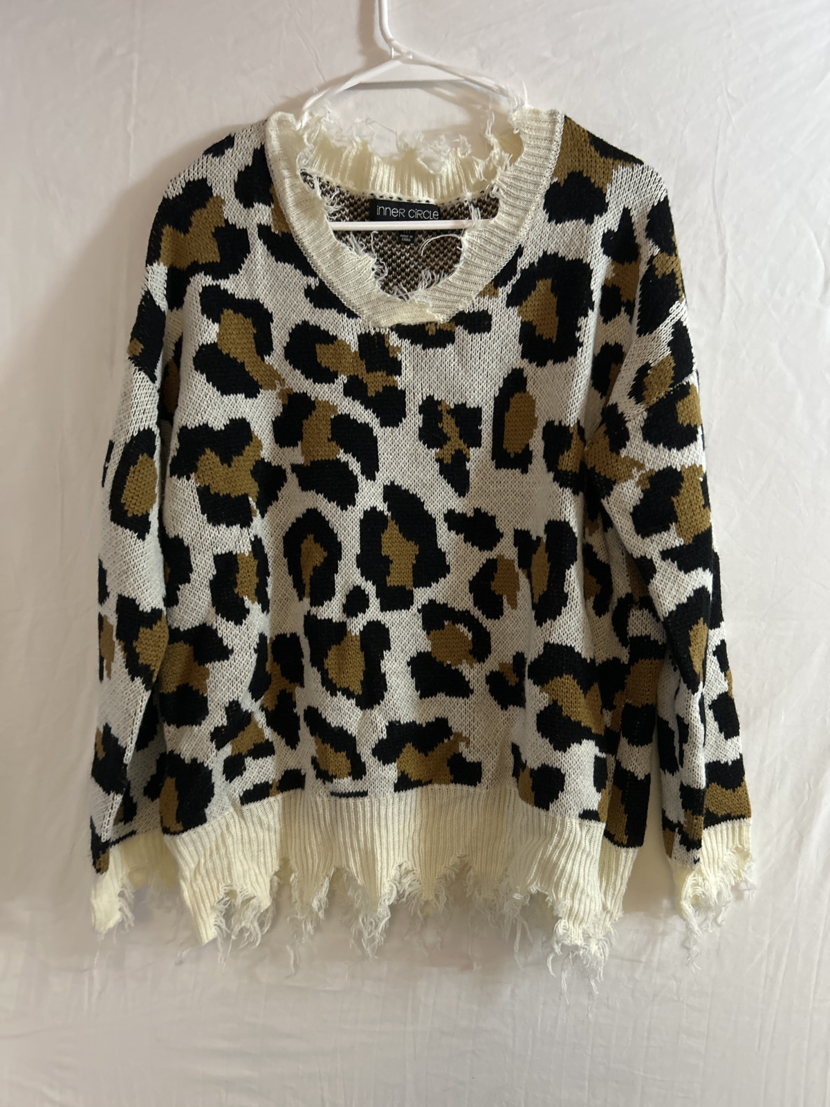 Inner Circle Women's Leopard Print Sweater M