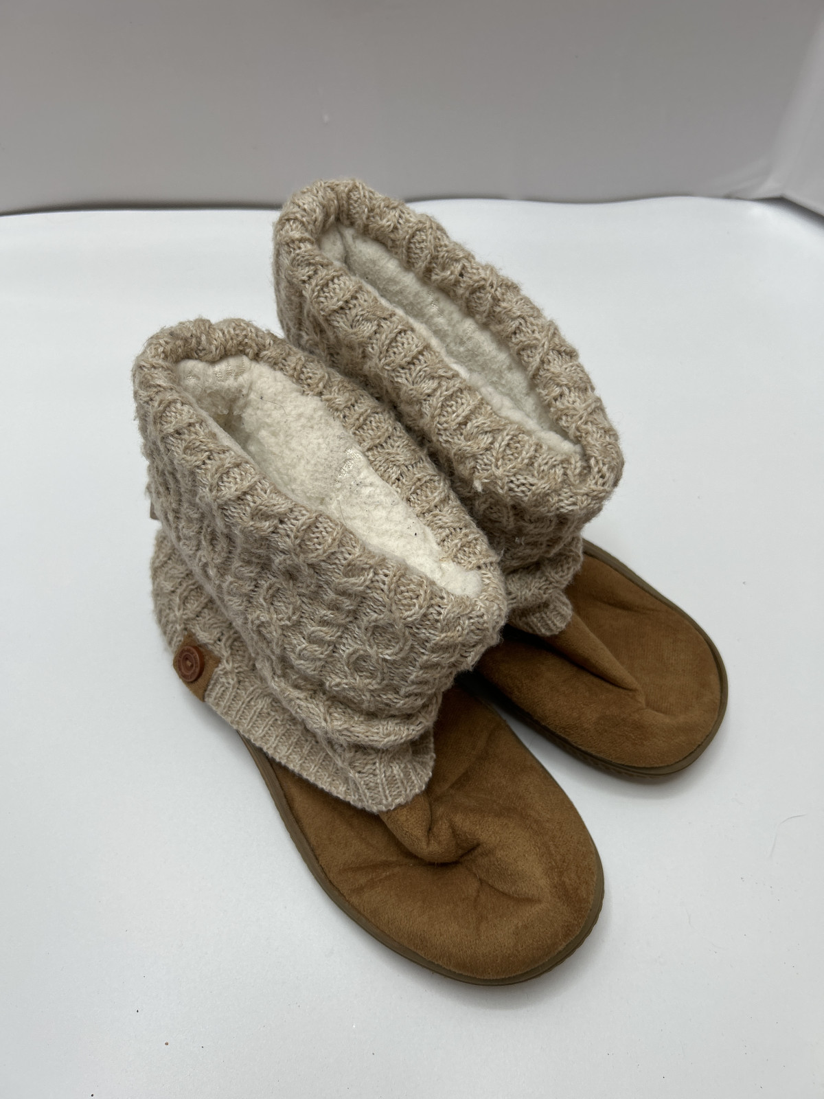 Mukluks Women's Slipper Boots Size 8