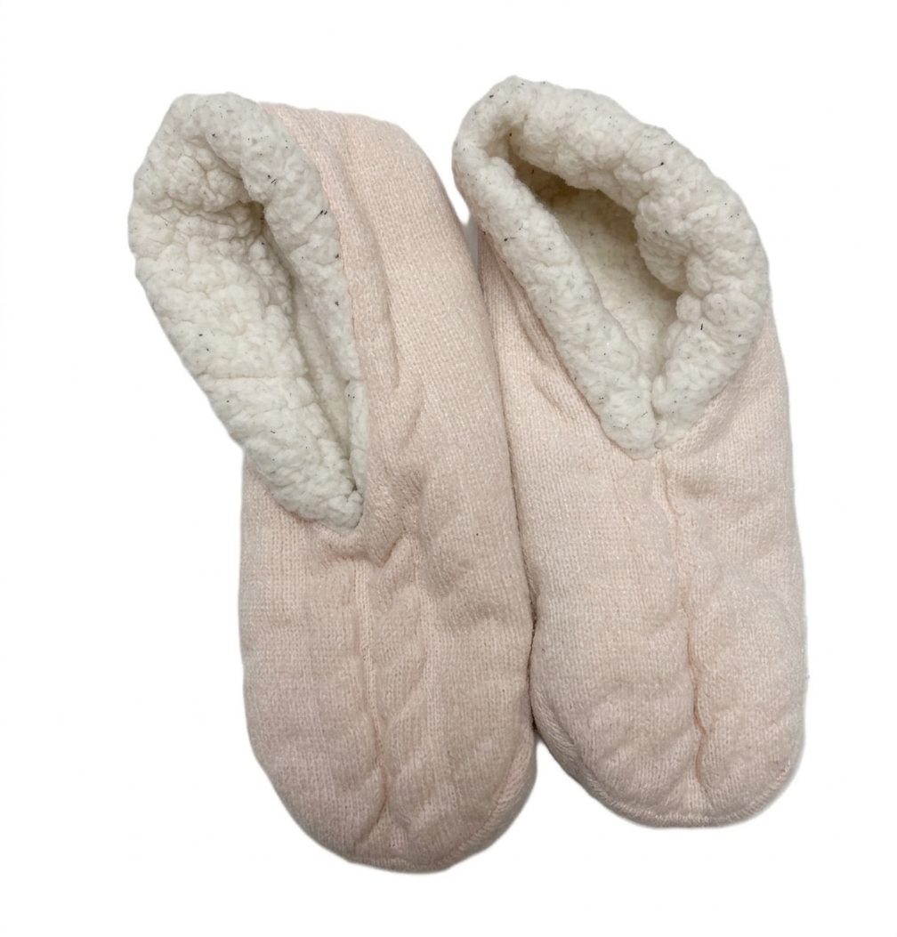Women's Pink Cable Knit Slippers