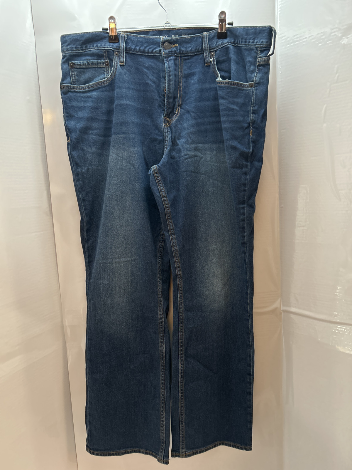 Old Navy Men's Boot Cut Built-In Flex Jeans Size 38x30