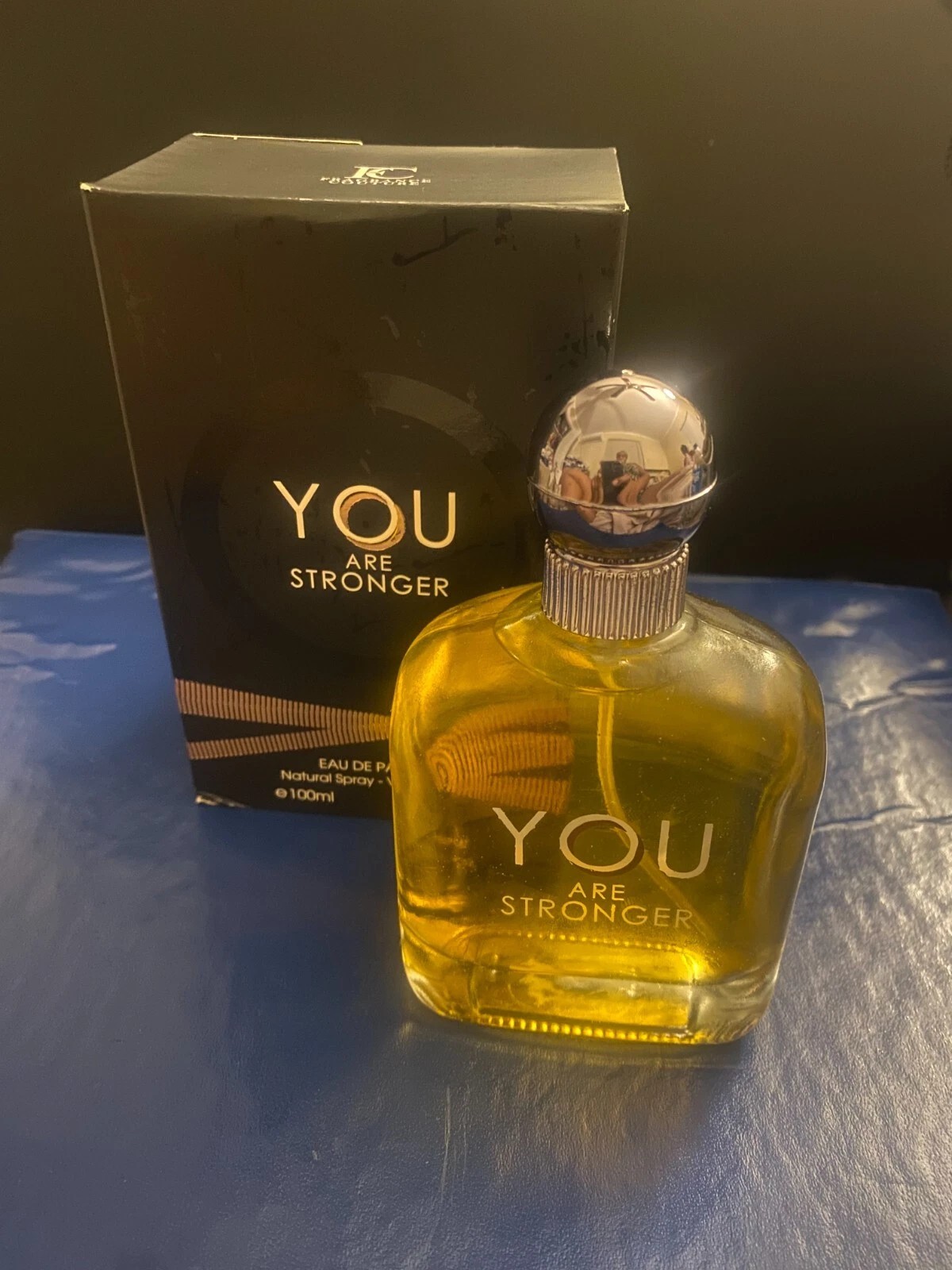 YOU Are Stronger Eau de Parfum 100ml (Georgi Armani Stronger with You Intensely Eau de Parfum)