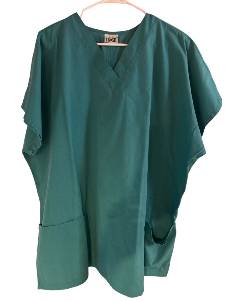 Women's 2XL Veterinarian/Healthcare Scrubs Top