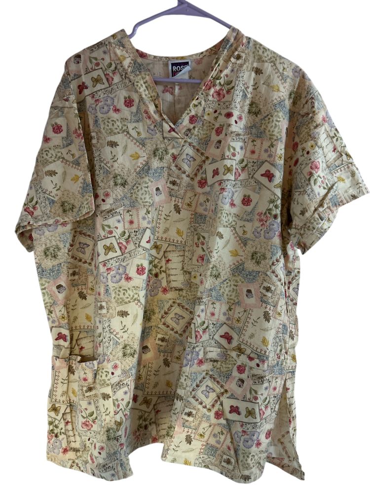 Women's 2XL Veterinarian/Healthcare Scrubs Top