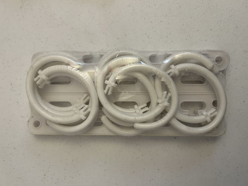 Space-Saving Closet Hanger Organizer - New