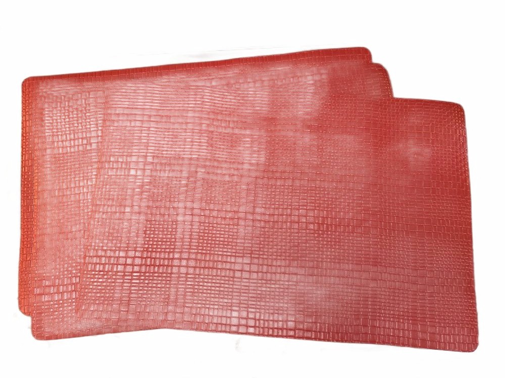 Set of 5 Red Textured Placemats