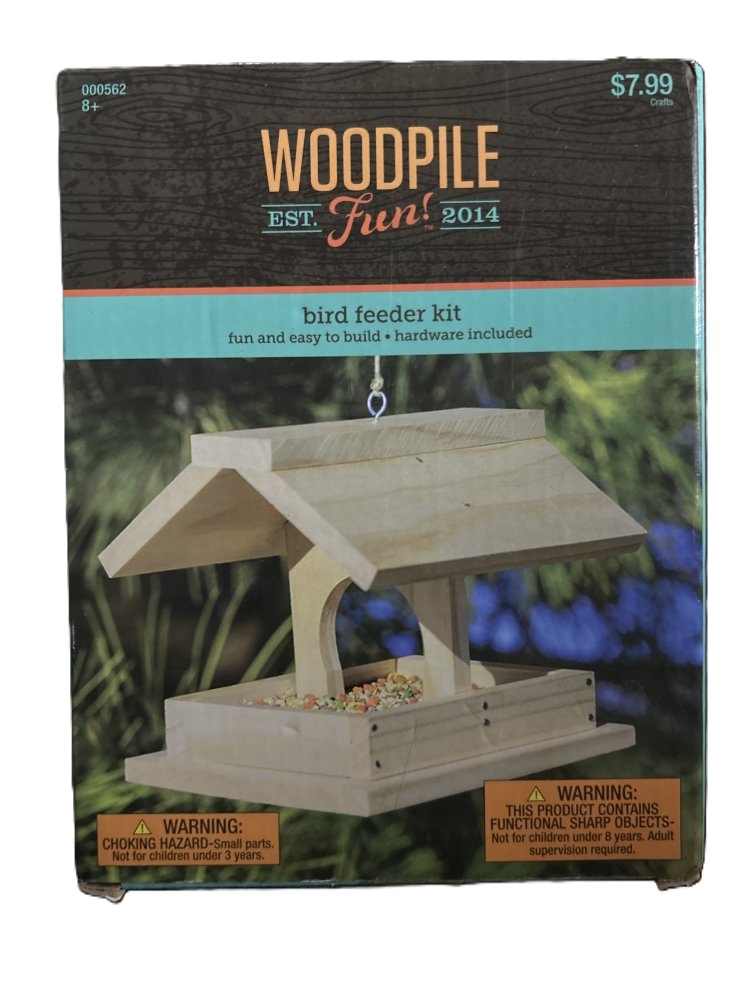 Woodpile Fun Bird Feeder Kit