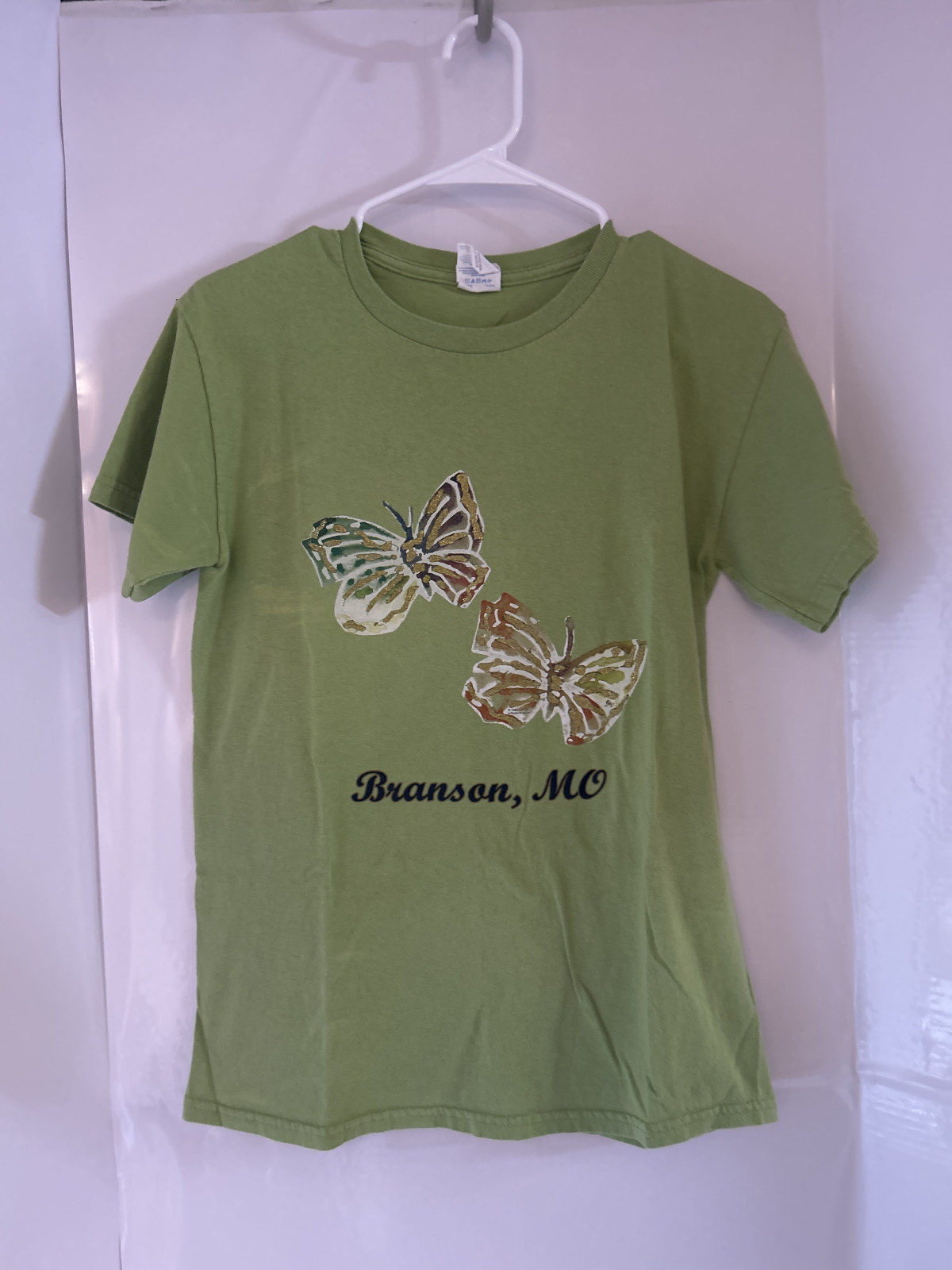 Women's Butterfly Graphic T-Shirt - M